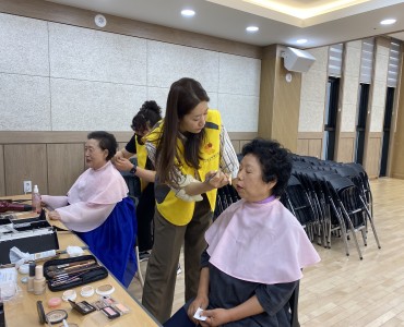 무궁화복지월드와 함께 하는 장수사진 촬영 이미지