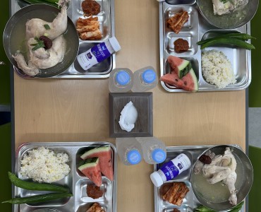 초복 맞이 「함께 나누는 보양식, 함께 커지는 행복」 삼계탕 나눔 및 문화공연 진행 이미지